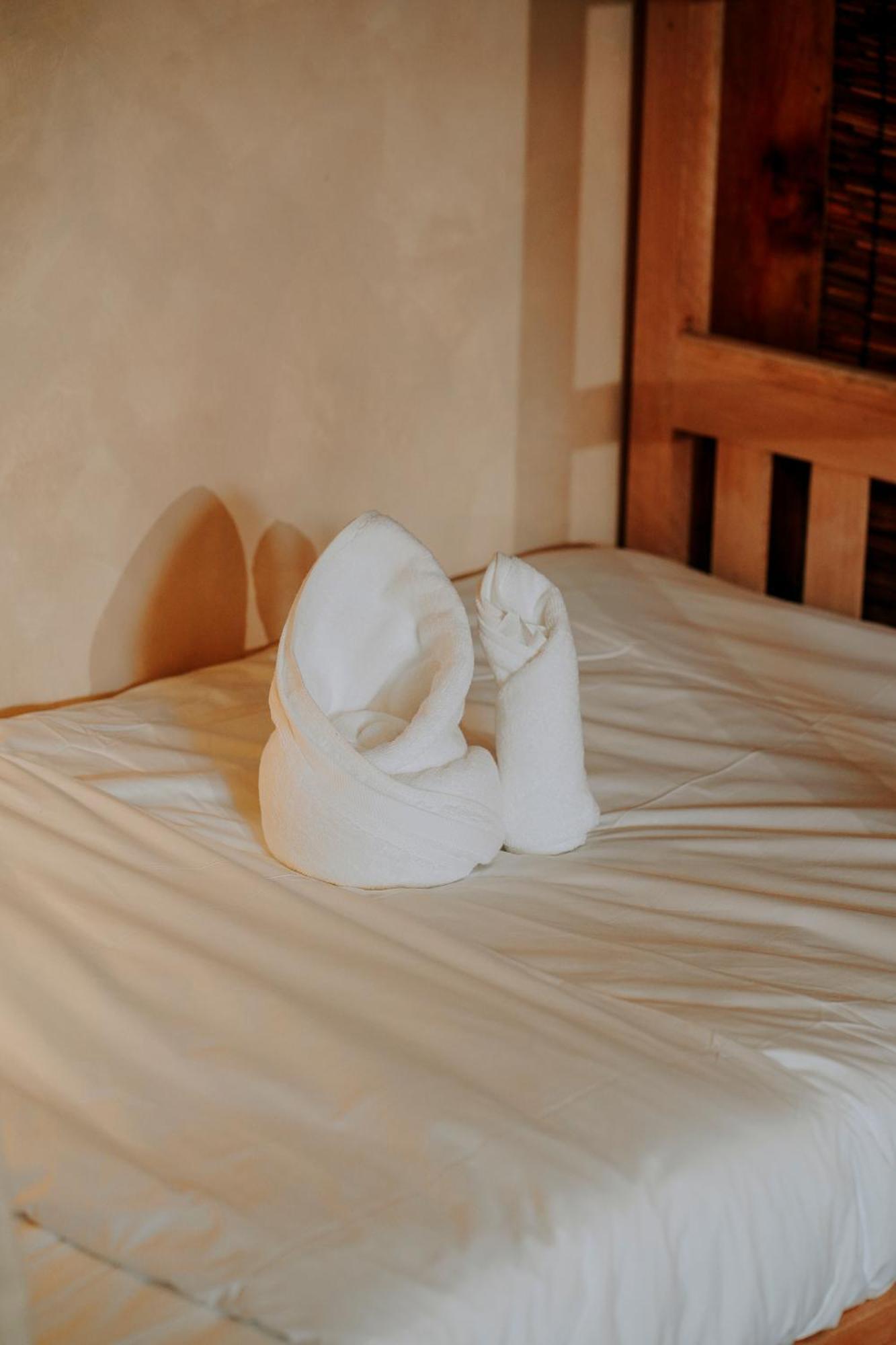 Nyla Boutique Resort Siargao 제너럴 루나 외부 사진